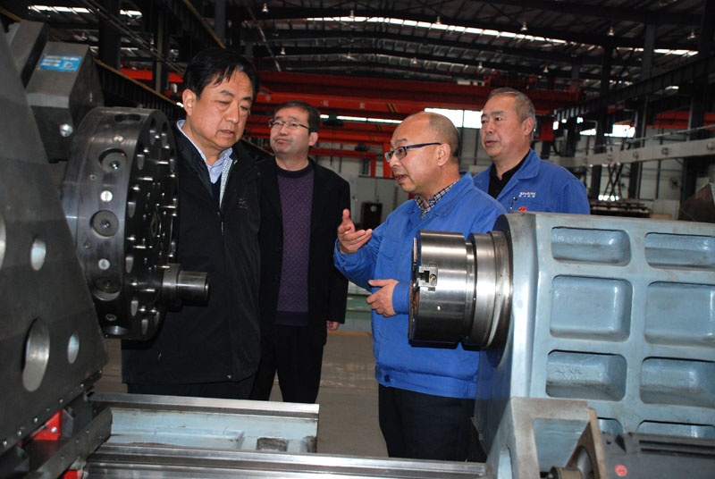 國家外管局甘肅分局領(lǐng)導(dǎo)來星火機床公司調(diào)研