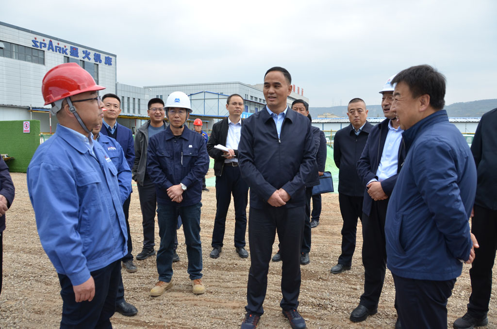 副市長胡志勇調(diào)研星火機床項目建設(shè)進展