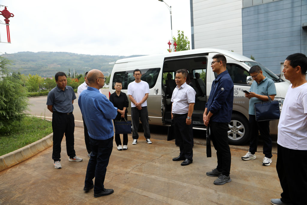 省總工會“勞模工匠助企行”服務(wù)隊來星火開展助企活動