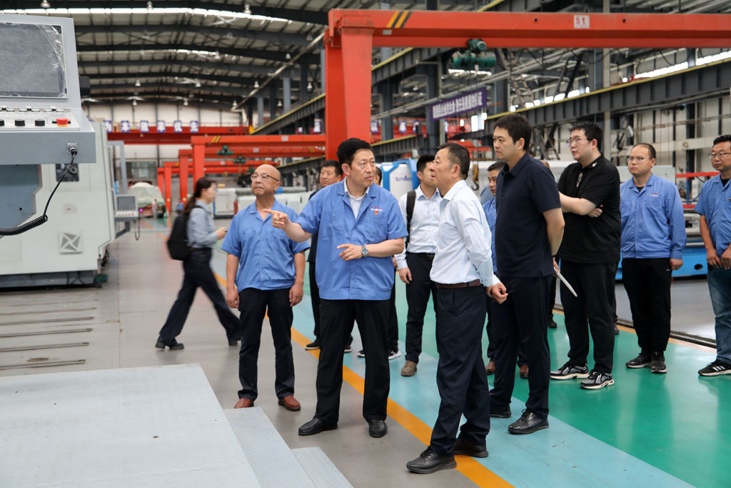 省國(guó)投集團(tuán)工銀投資調(diào)研組蒞臨星火數(shù)控考察指導(dǎo)