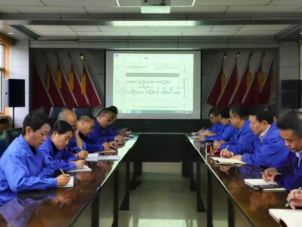 星火數(shù)控公司召開(kāi)大重型高檔數(shù)控機(jī)床研發(fā)及產(chǎn)業(yè)化項(xiàng)目推進(jìn)會(huì)